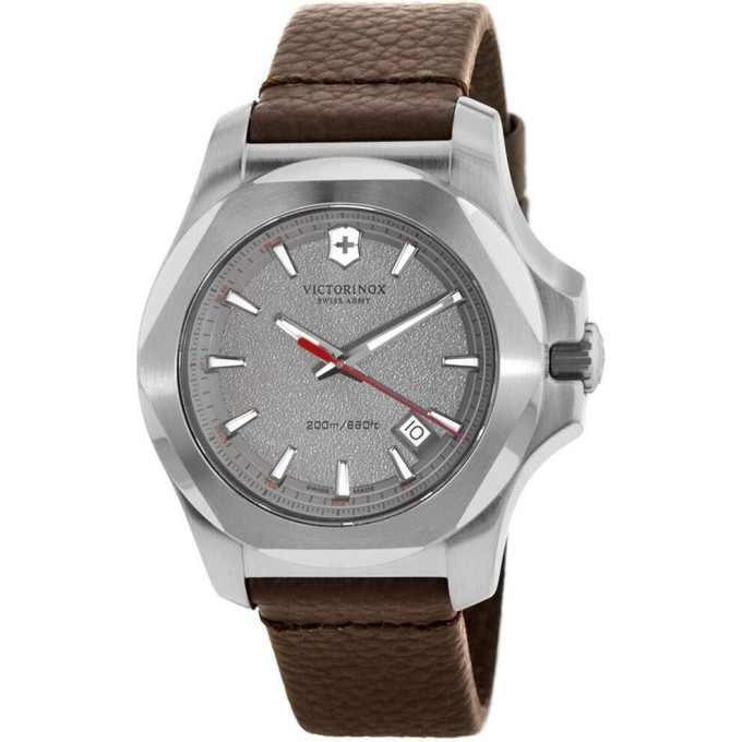 Victorinox I.N.O.X. Leather 241738 — кварцевые часы с кожаным ремешком